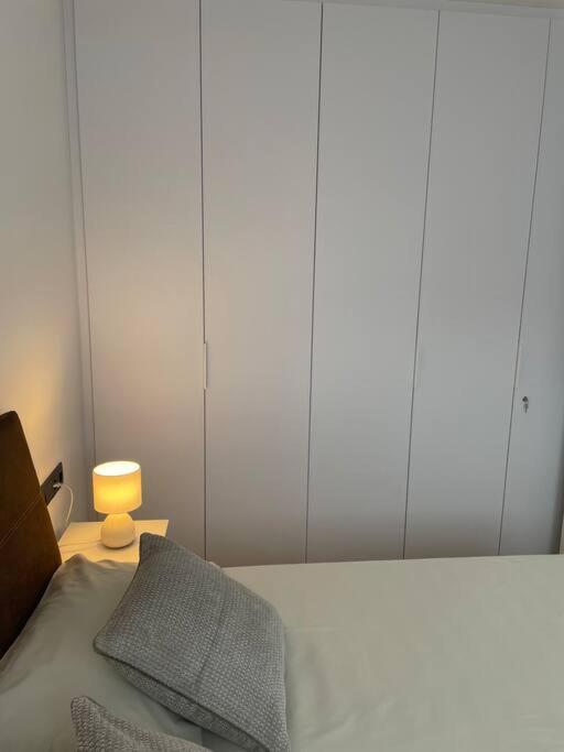 Estrenalo A Minutos De Bcn Appartement Sant Feliu de Llobregat Buitenkant foto